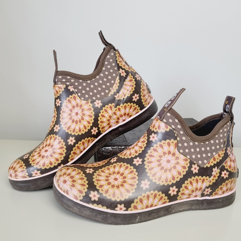 Bogs Mattie Boot "Dahlia" - image 1